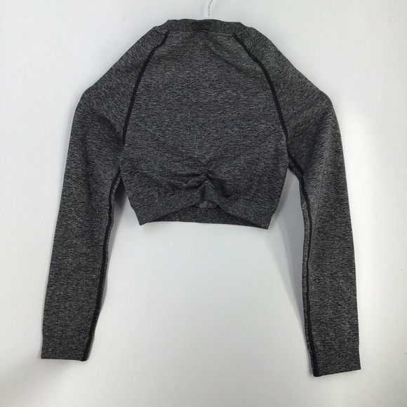 Gymshark Shirt women’s Cropped Size Small Gray - Picture 3 of 10